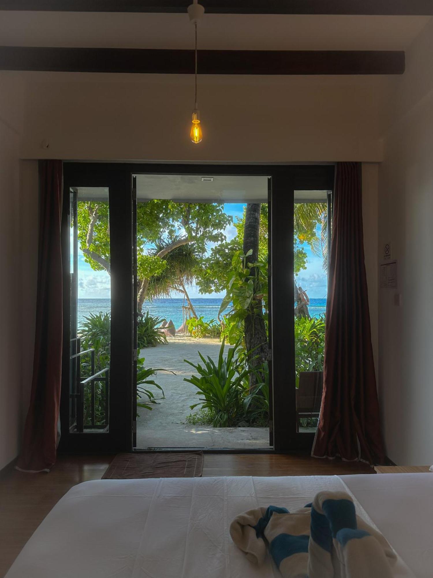 Thundi Sea View Hotel Фулиду Екстериор снимка